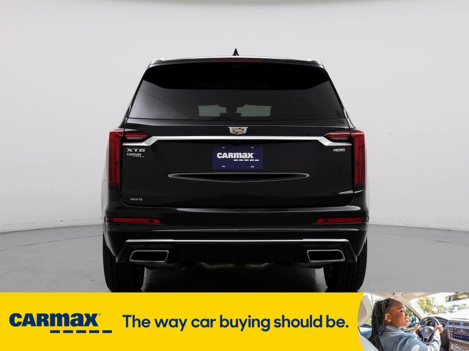 used 2022 Cadillac XT6 car, priced at $44,998