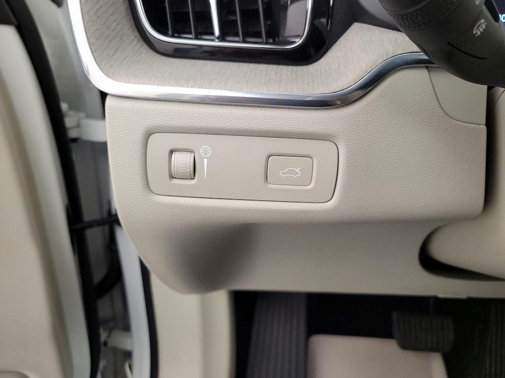 used 2020 Volvo XC60 car, priced at $31,998