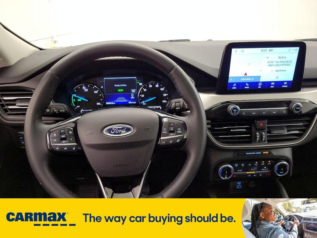 used 2022 Ford Escape car, priced at $23,998
