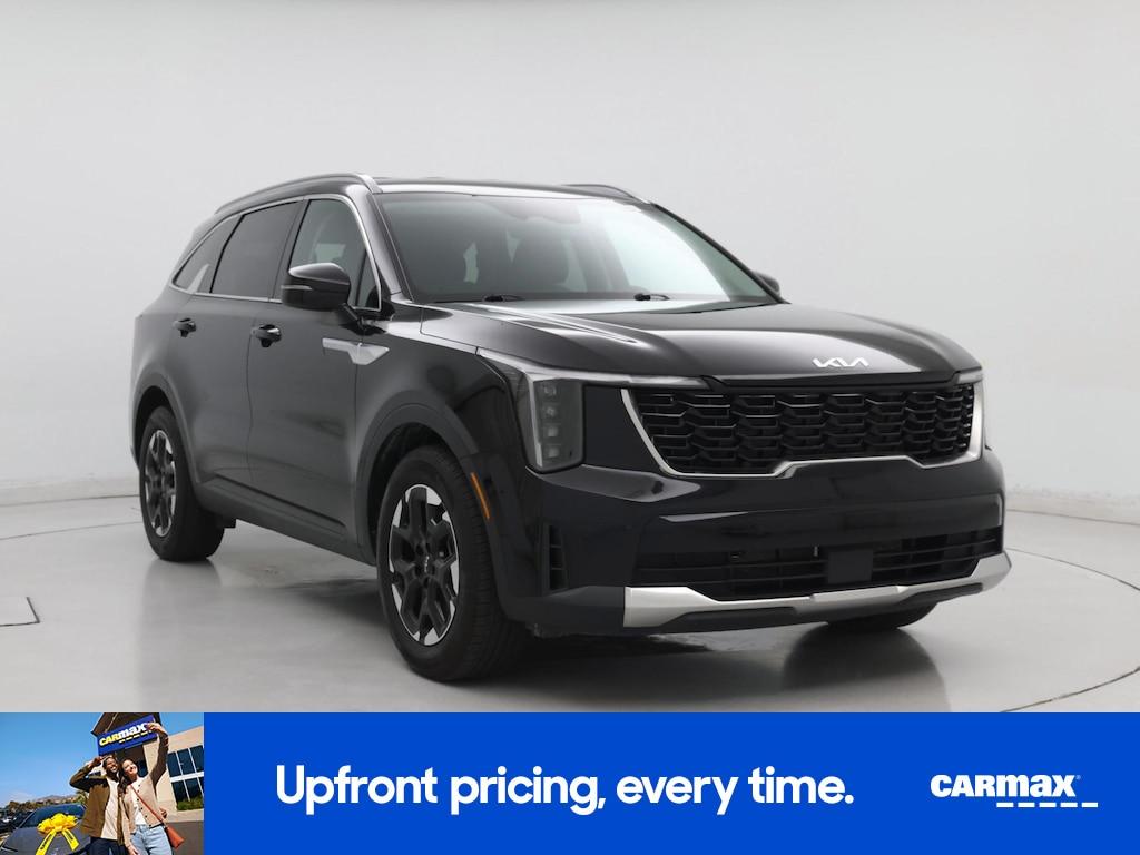used 2024 Kia Sorento car, priced at $30,998