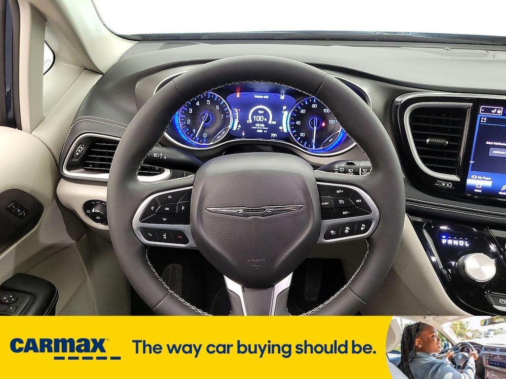 used 2022 Chrysler Pacifica car, priced at $35,998