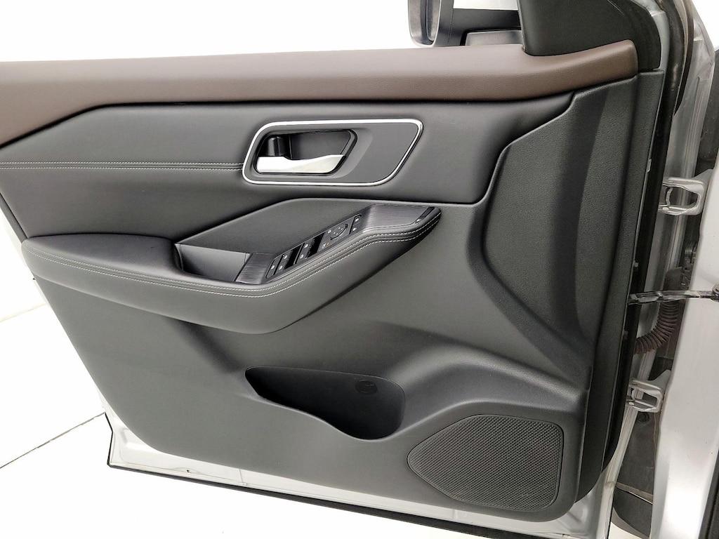 used 2021 Nissan Rogue car, priced at $20,998