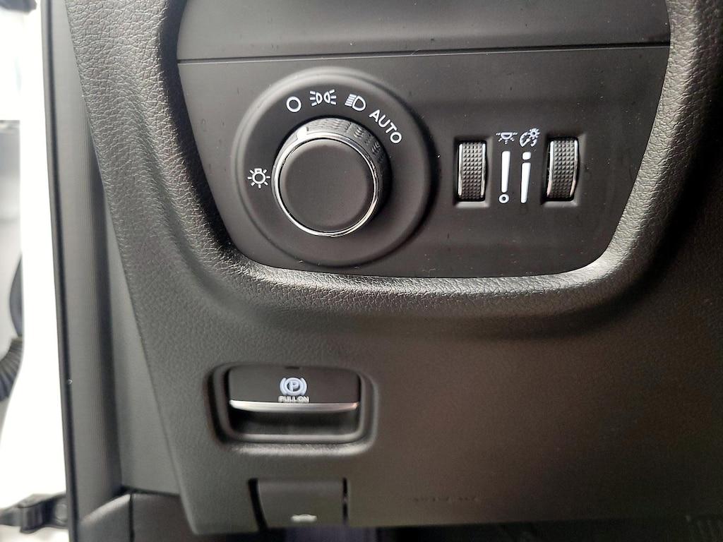 used 2022 Jeep Grand Cherokee car, priced at $28,998