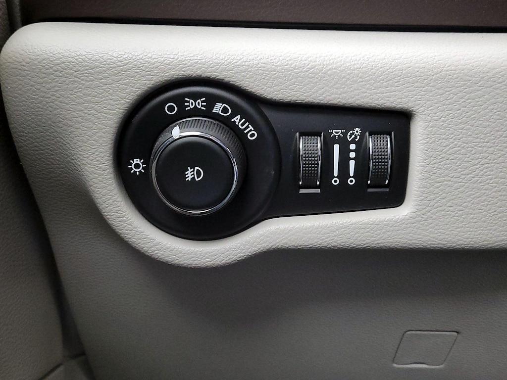 used 2019 Chrysler Pacifica car, priced at $23,998