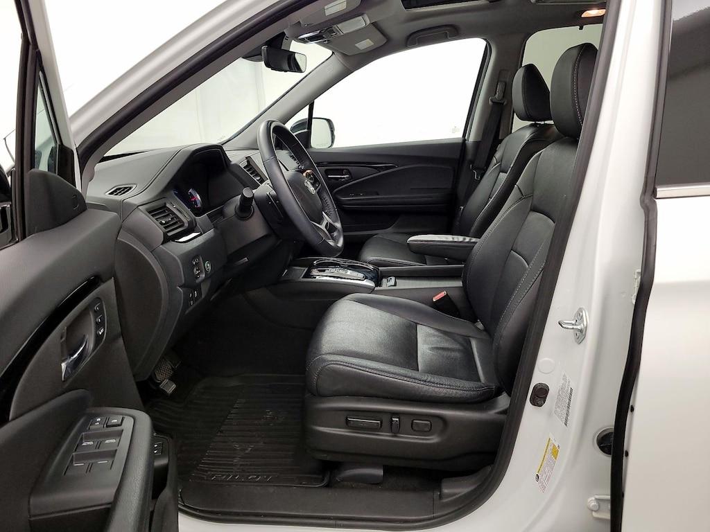 used 2022 Honda Pilot car, priced at $37,998