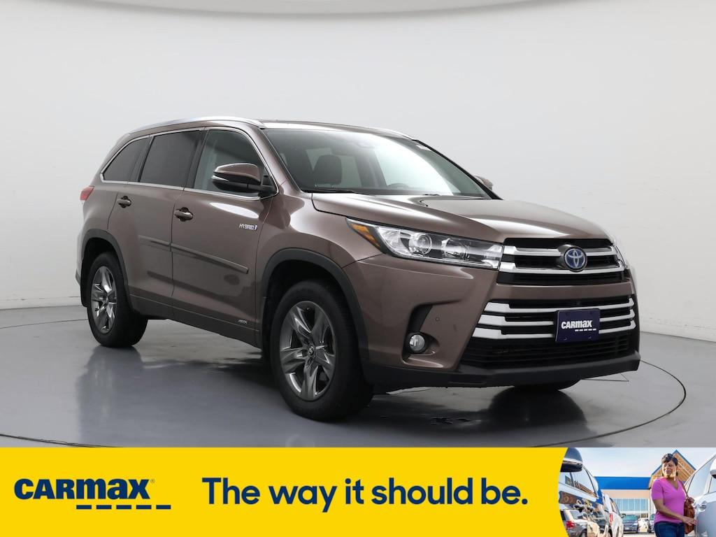 used 2017 Toyota Highlander Hybrid car, priced at $34,998