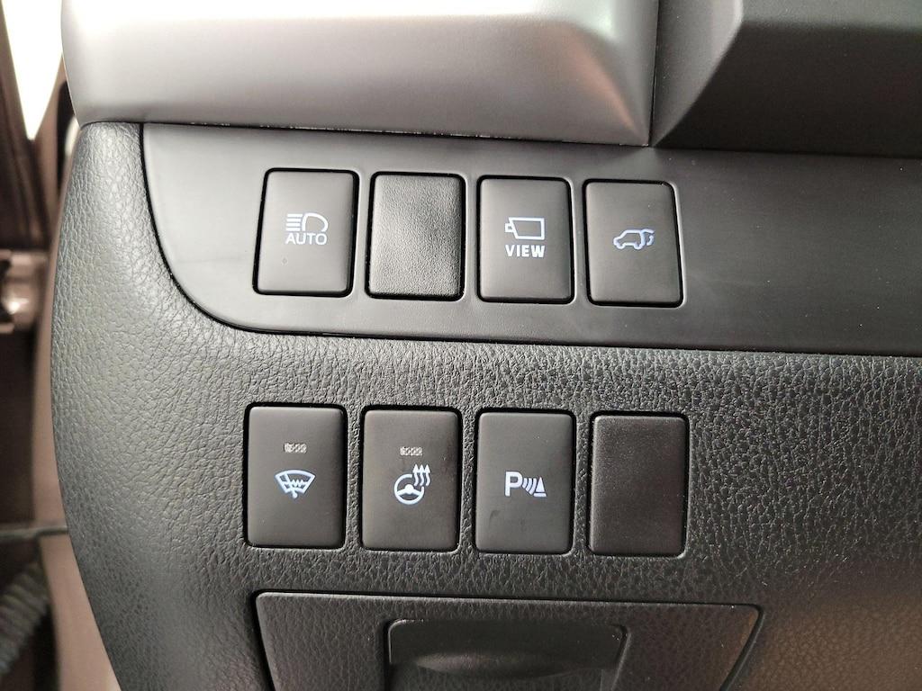 used 2017 Toyota Highlander Hybrid car, priced at $34,998