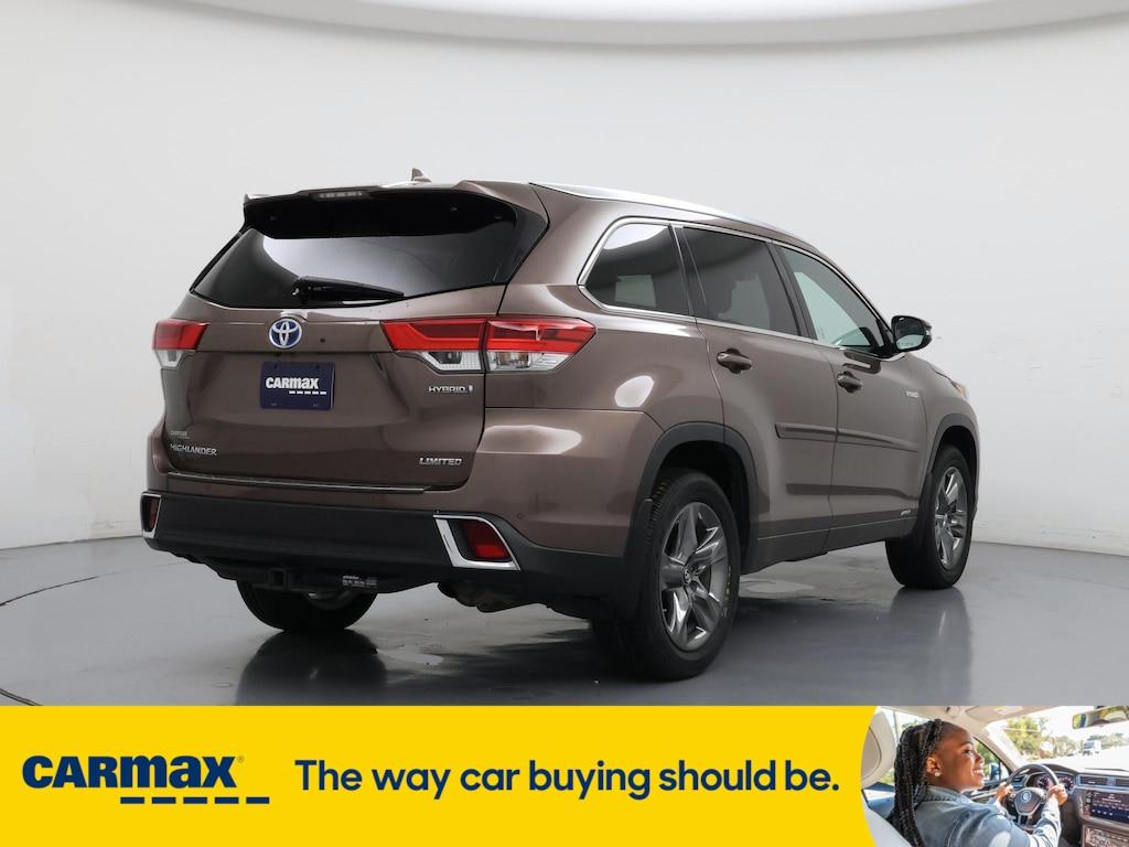 used 2017 Toyota Highlander Hybrid car, priced at $34,998