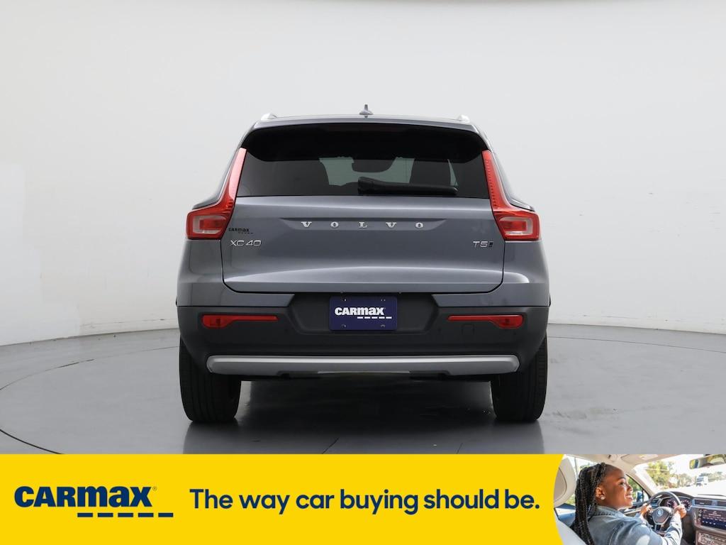 used 2019 Volvo XC40 car, priced at $24,998