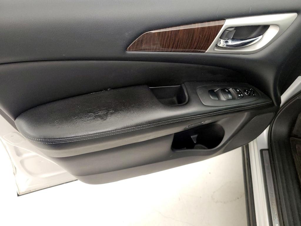 used 2013 Nissan Pathfinder car, priced at $13,998