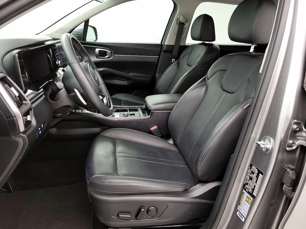 used 2023 Kia Sorento Hybrid car, priced at $33,998
