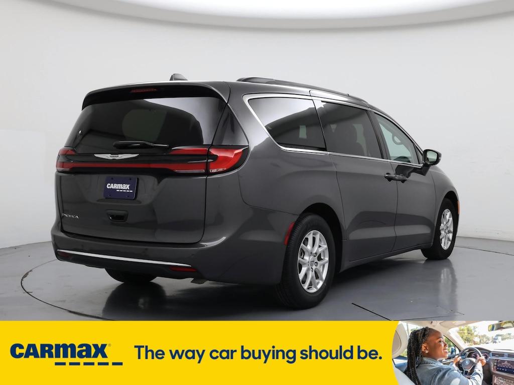 used 2022 Chrysler Pacifica car, priced at $34,998