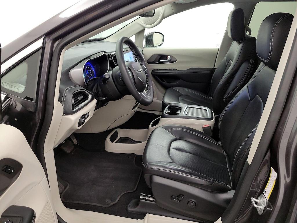 used 2022 Chrysler Pacifica car, priced at $34,998