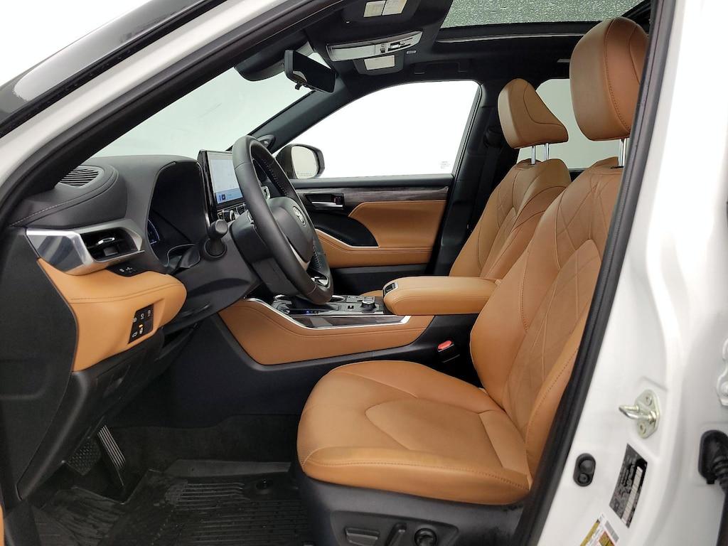used 2023 Toyota Highlander car, priced at $53,998