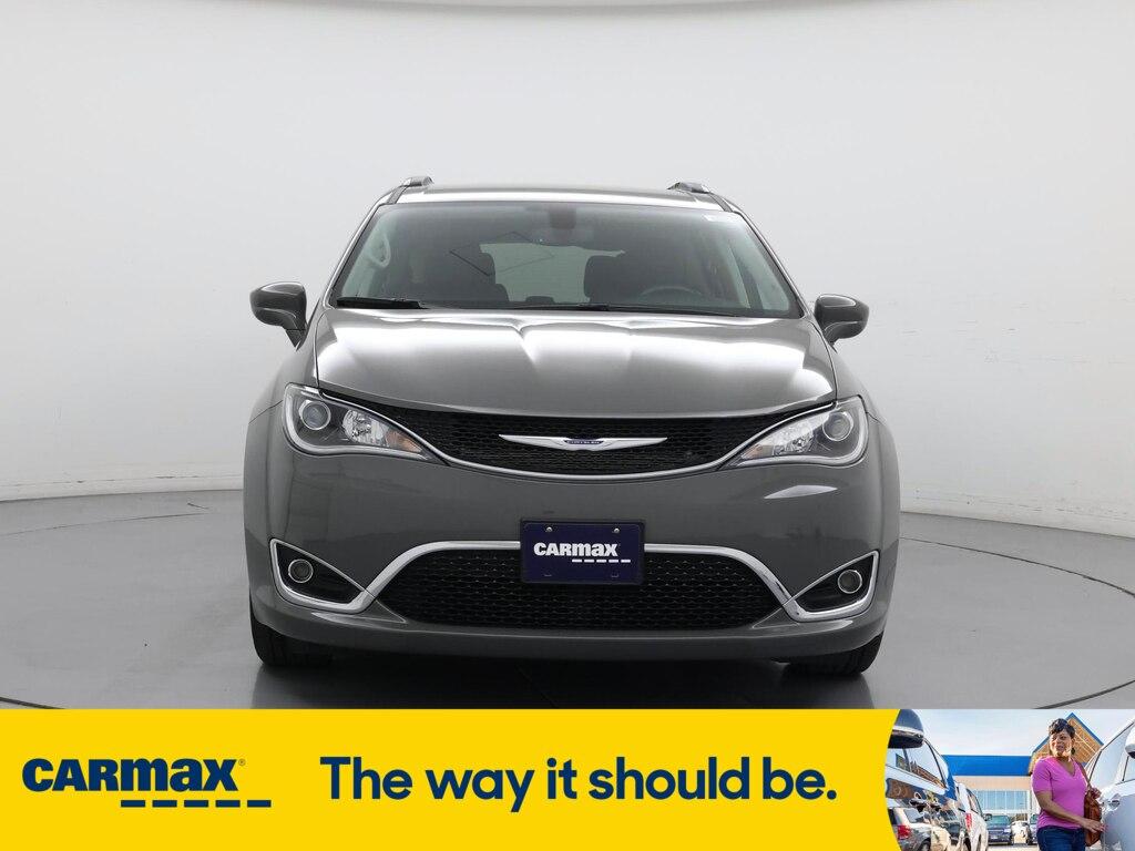 used 2020 Chrysler Pacifica car, priced at $27,998