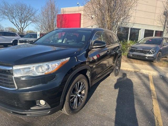 used 2016 Toyota Highlander car, priced at $17,379
