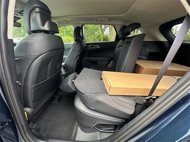 new 2025 Kia Sportage Hybrid car, priced at $33,478