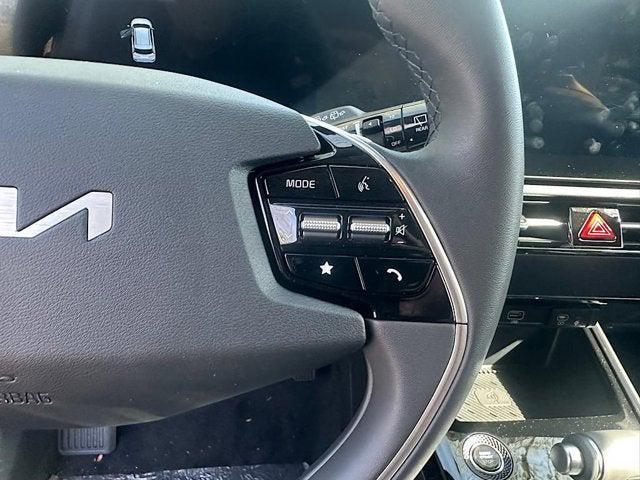 new 2025 Kia Niro car, priced at $27,896