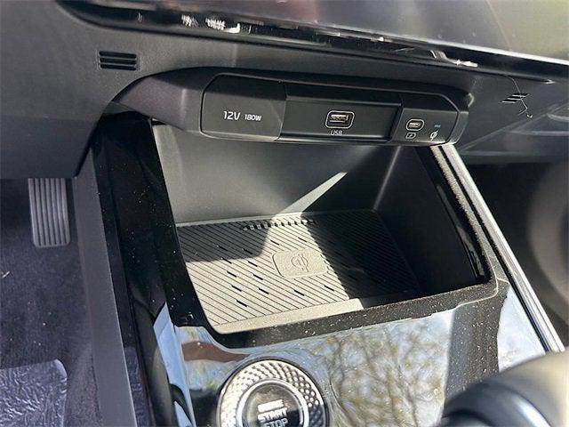 new 2025 Kia Niro car, priced at $28,046