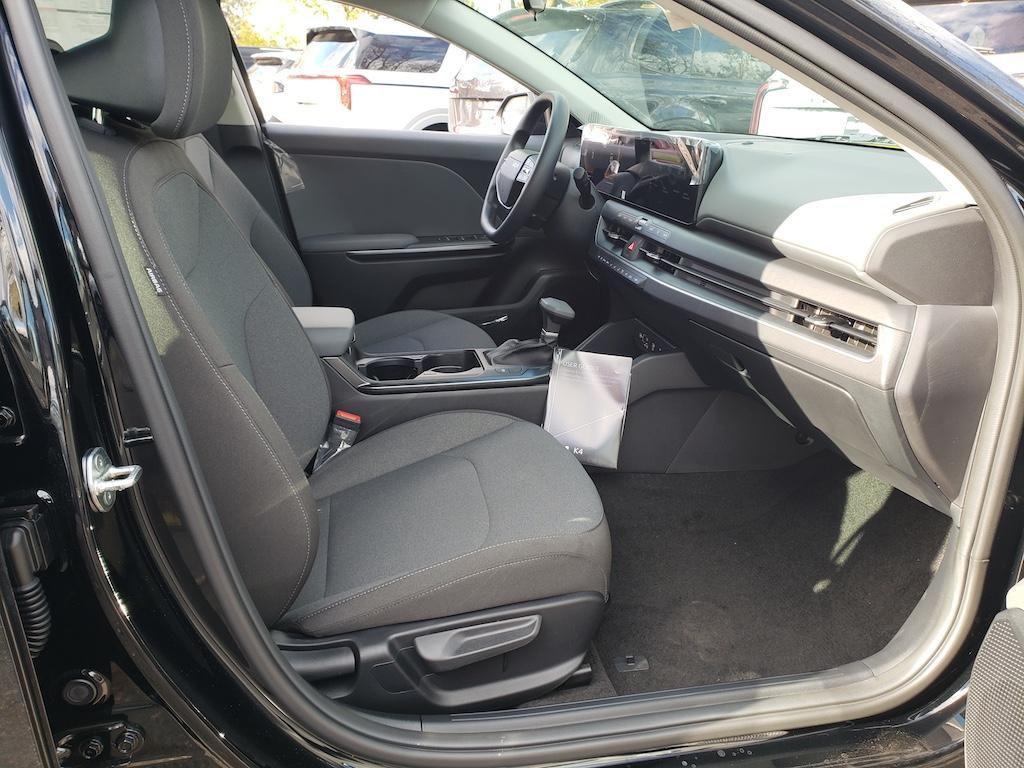 new 2025 Kia K4 car, priced at $22,178