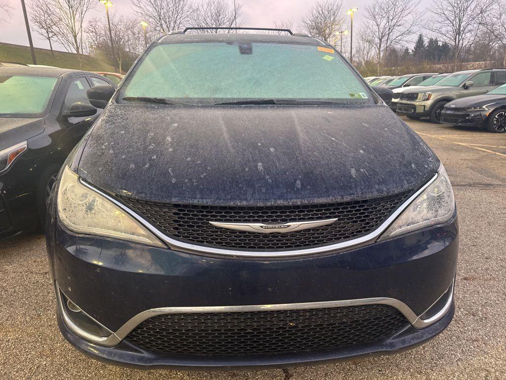 used 2019 Chrysler Pacifica car, priced at $8,999