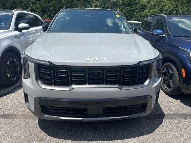 used 2024 Kia Sorento car, priced at $41,503