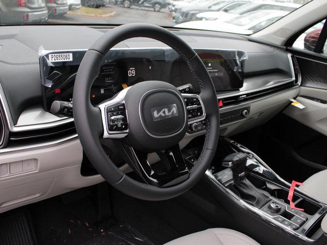 new 2025 Kia Sorento car, priced at $39,213