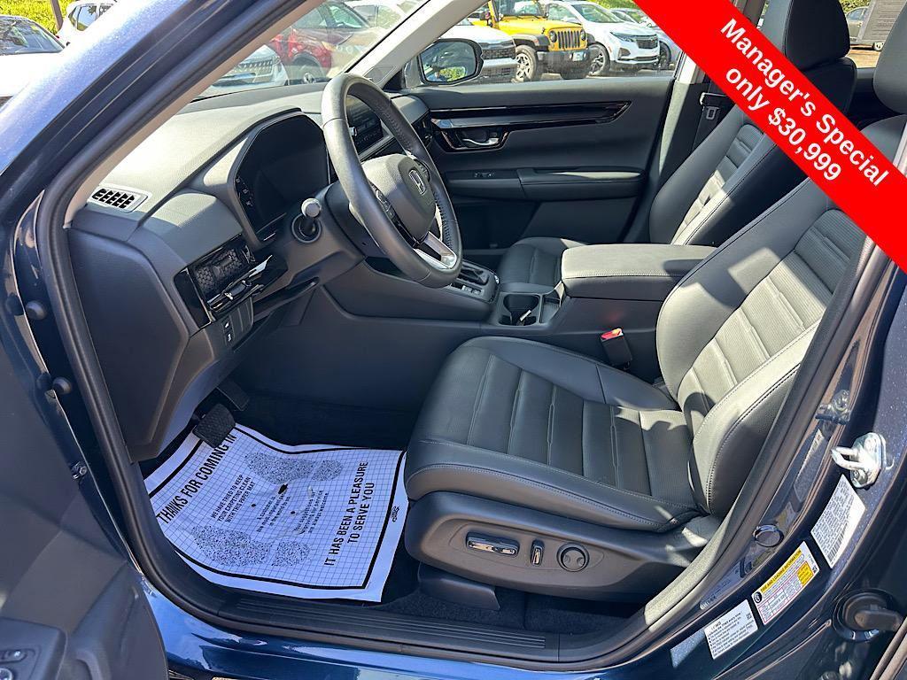 used 2024 Honda CR-V car, priced at $30,999