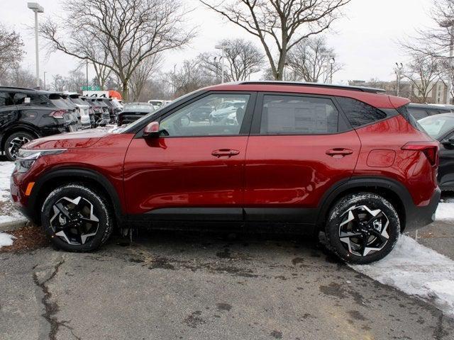 new 2025 Kia Seltos car, priced at $27,653