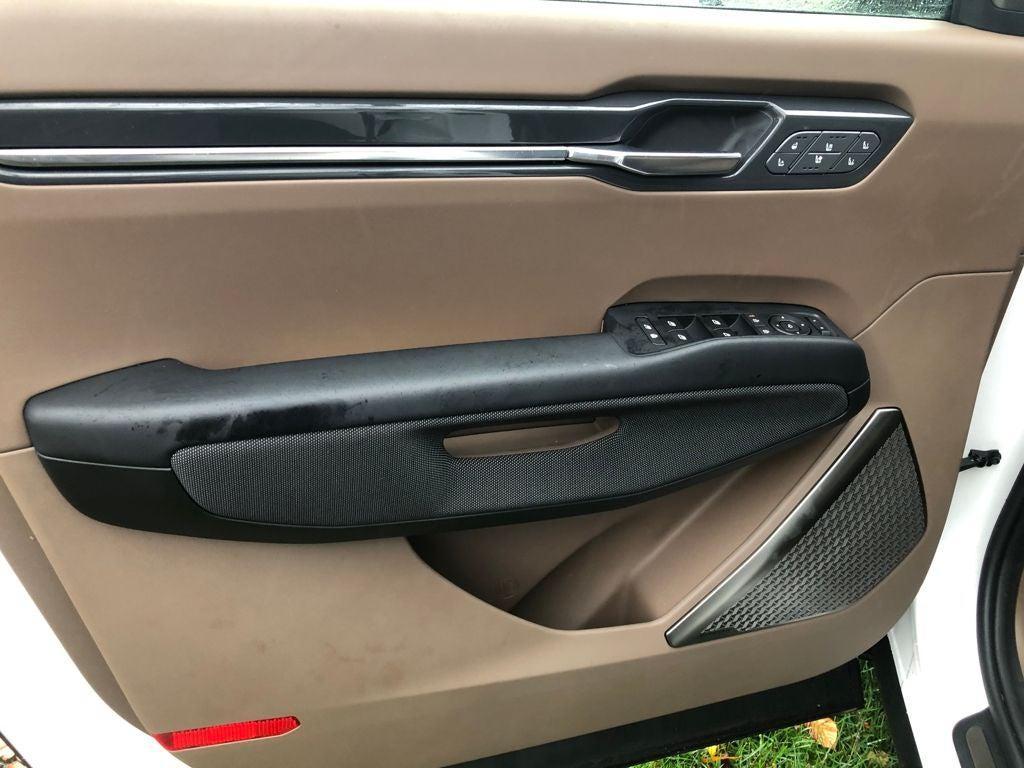 new 2026 Kia EV9 car, priced at $71,921