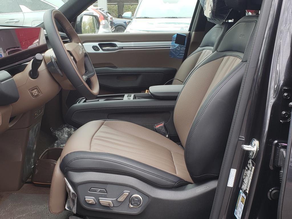 new 2026 Kia EV9 car, priced at $72,958