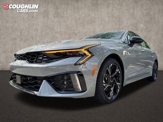 new 2025 Kia K5 car, priced at $27,888