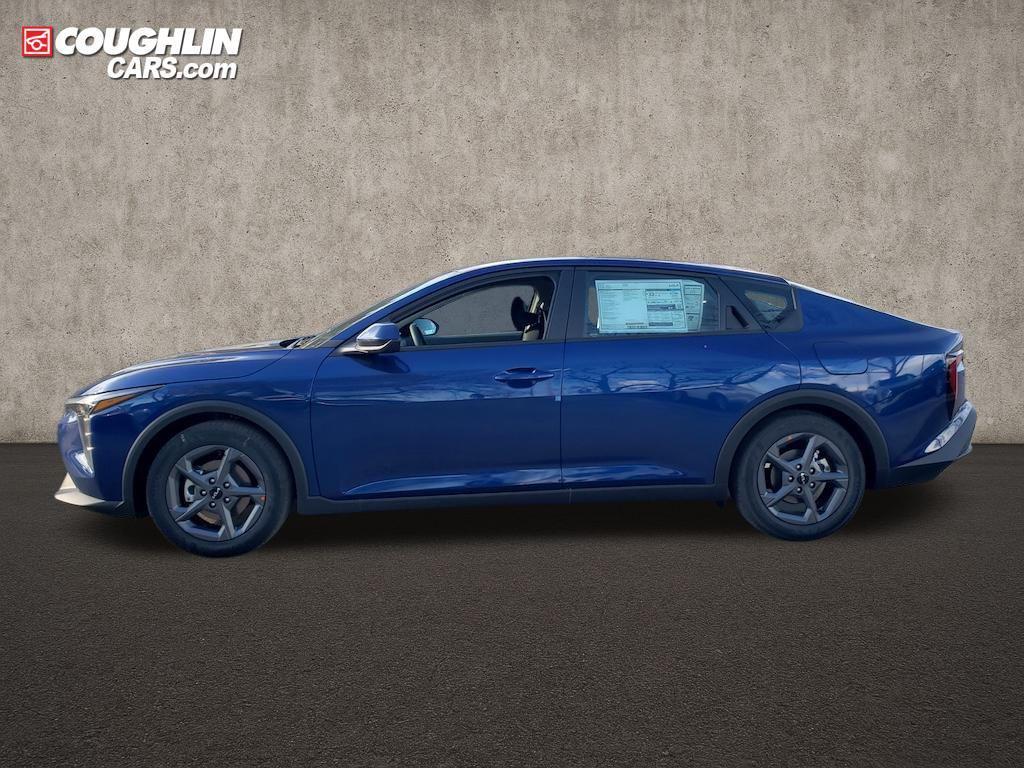 new 2025 Kia K4 car, priced at $22,527