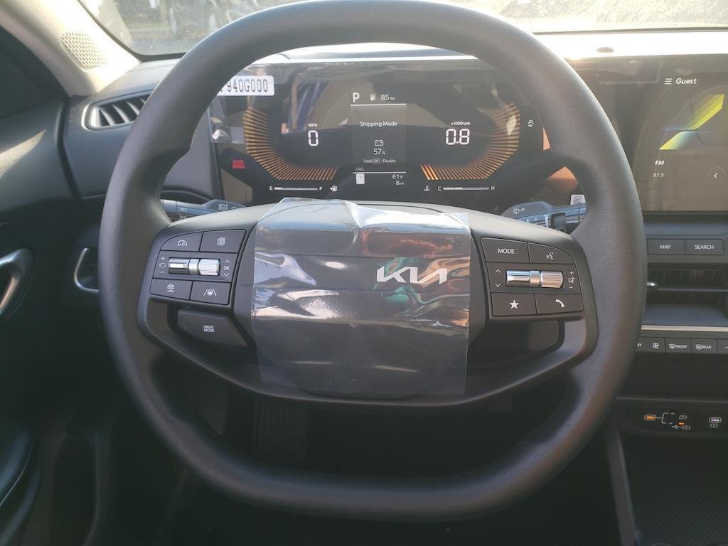 new 2025 Kia K4 car, priced at $22,527