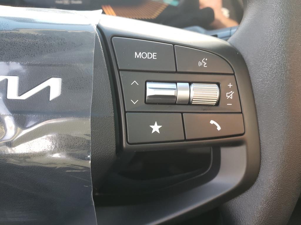 new 2025 Kia K4 car, priced at $22,527