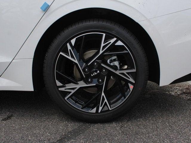 new 2025 Kia K5 car, priced at $29,809