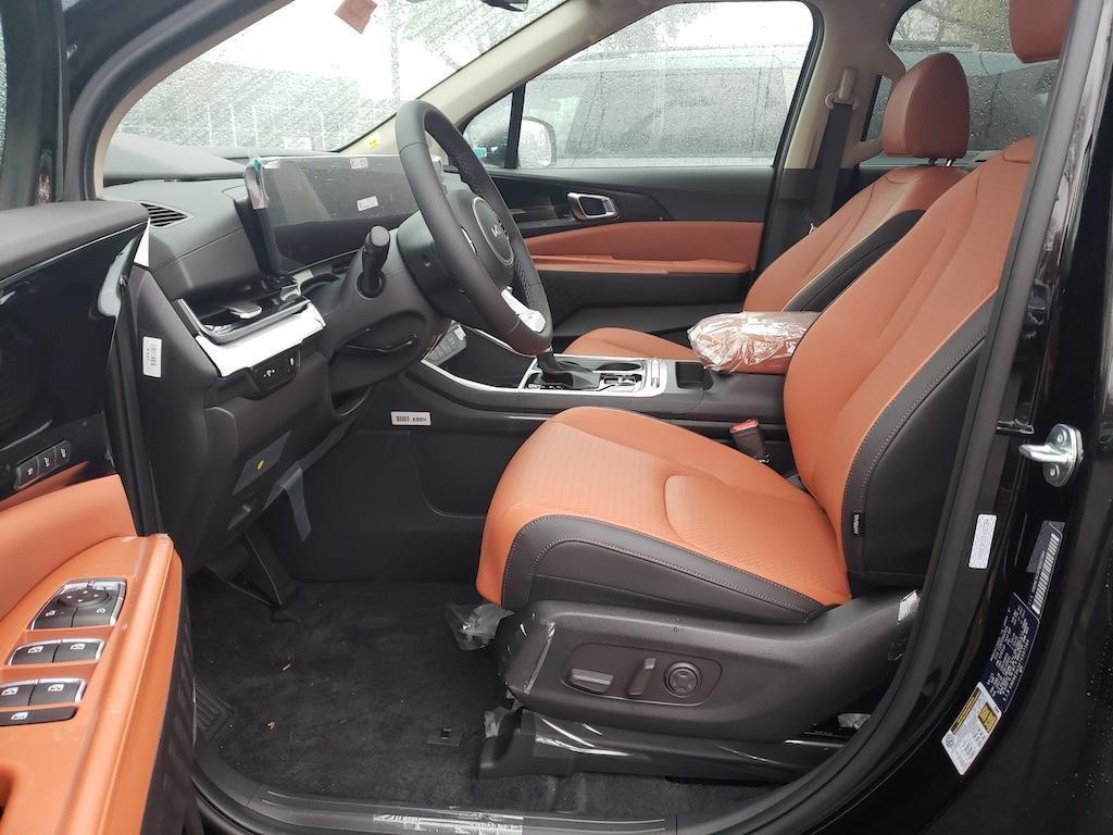 new 2026 Kia Carnival car, priced at $52,754