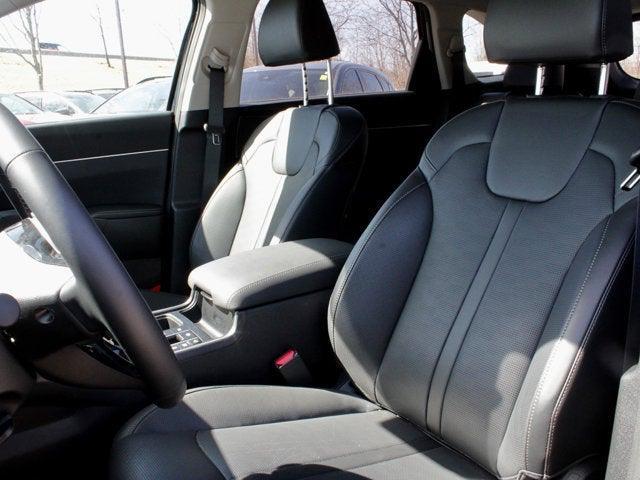 new 2024 Kia Sorento car, priced at $43,290