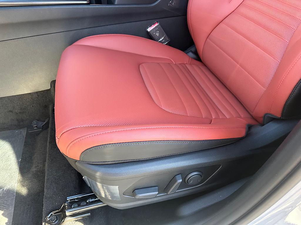 new 2026 Kia Sportage Hybrid car, priced at $40,134