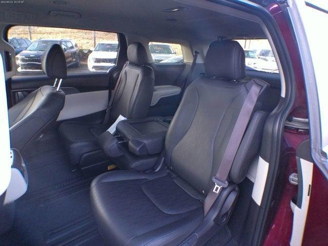 used 2023 Kia Carnival car, priced at $31,250