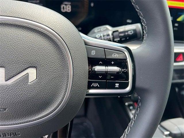 new 2025 Kia Sorento car, priced at $37,206