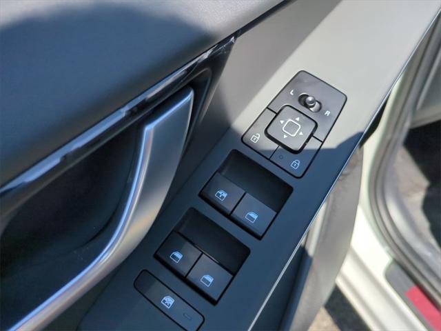 new 2024 Kia Niro Plug-In Hybrid car, priced at $35,035