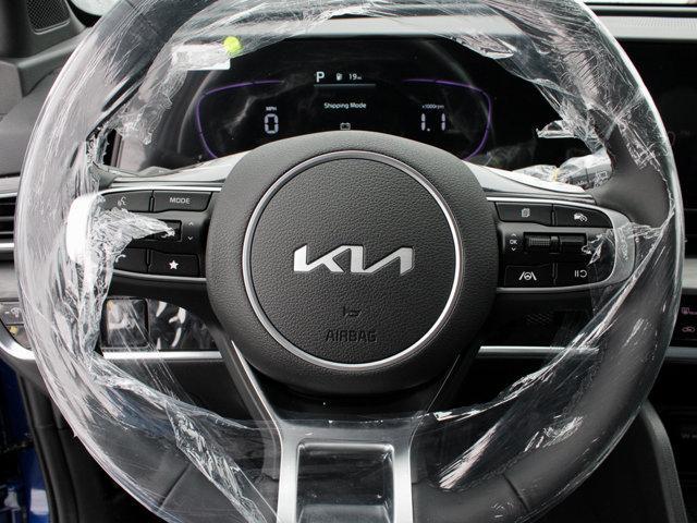 new 2025 Kia Sportage car, priced at $31,290