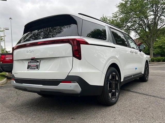 new 2025 Kia Carnival car, priced at $42,138