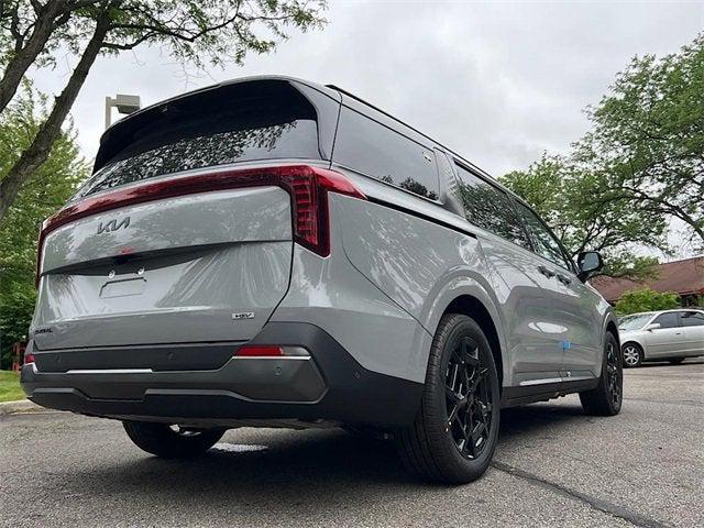 new 2025 Kia Carnival Hybrid car, priced at $55,694
