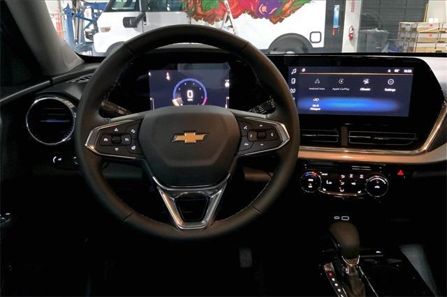 new 2025 Chevrolet Trax car, priced at $27,170