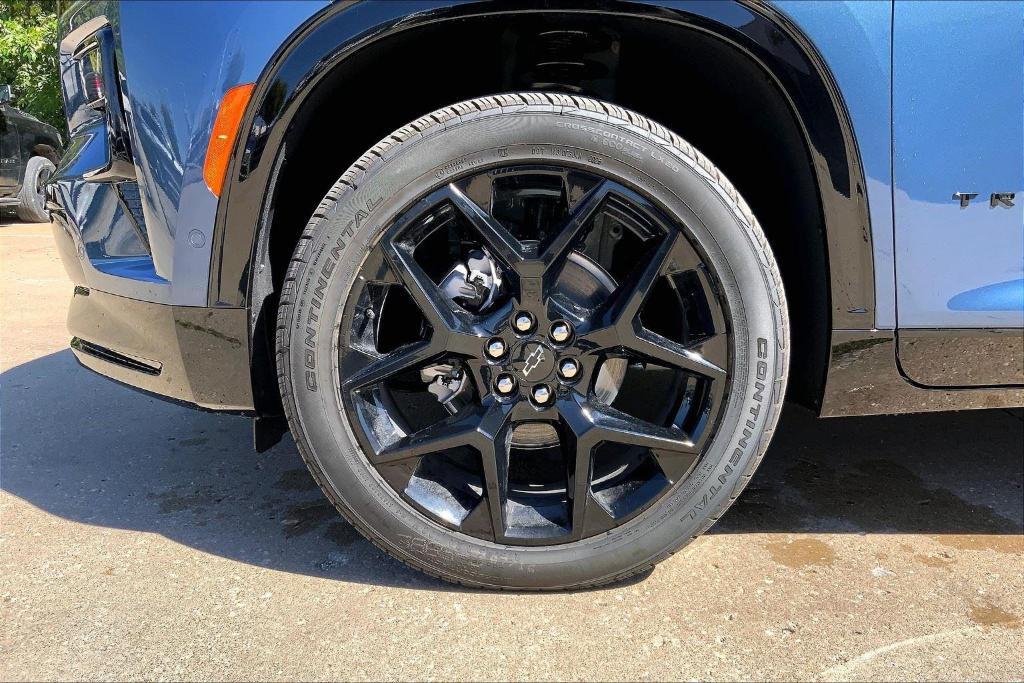 new 2026 Chevrolet Traverse car, priced at $61,520