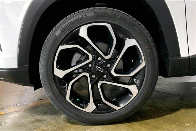 new 2025 Chevrolet Trax car, priced at $27,935