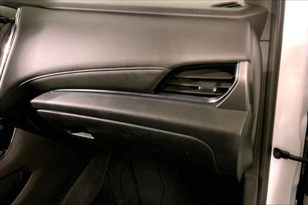 used 2023 Chevrolet Traverse car, priced at $26,000