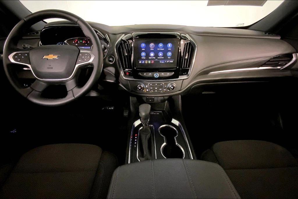 used 2023 Chevrolet Traverse car, priced at $26,000